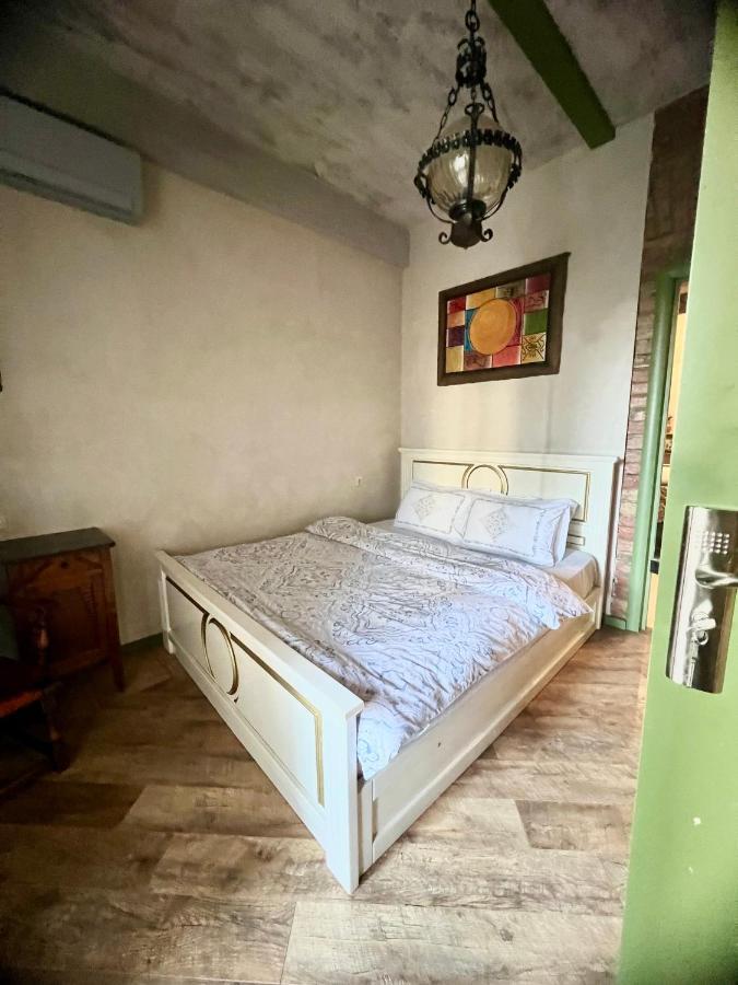 T2&T3 Apartments Levanto ティビリシ エクステリア 写真